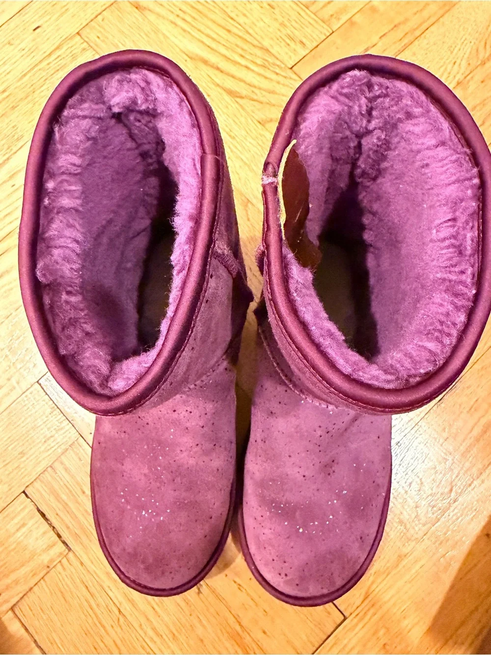 UGG Classic Short II Purple Sheepskin Suede Boots Size 7